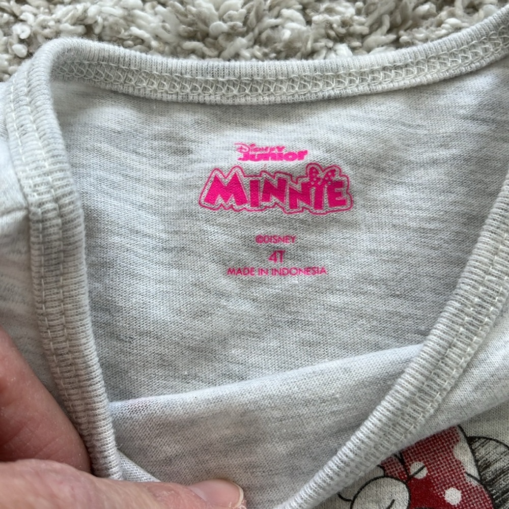 Toddler Girls Minnie Mouse bundle. Size 4t - Picture 5 of 7